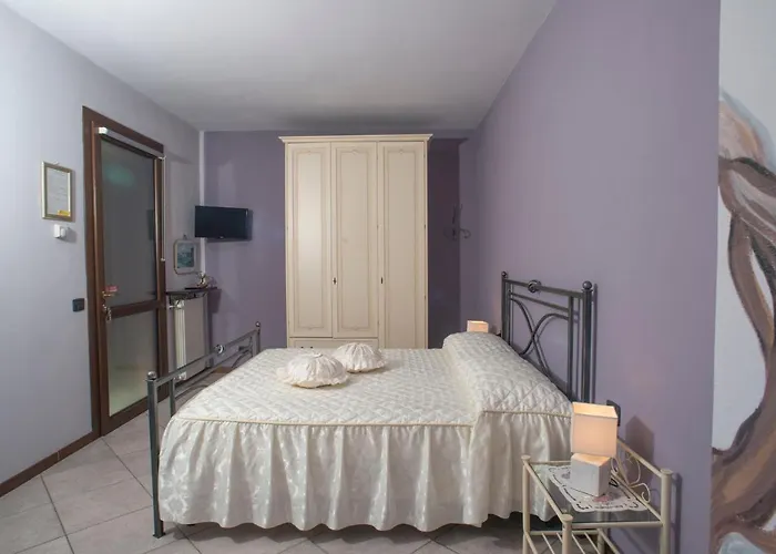 Villarosybeb Paruzzaro